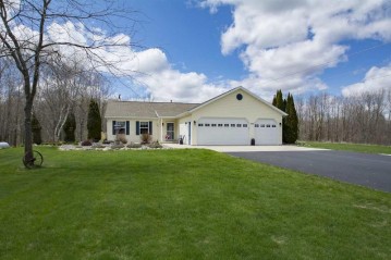17440 Lakeview Drive, Cooperstown, WI 54227-9562