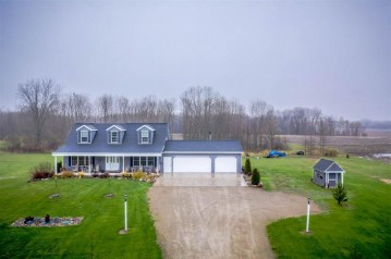 602 Mourning Dove Road, Little Suamico, WI 54141