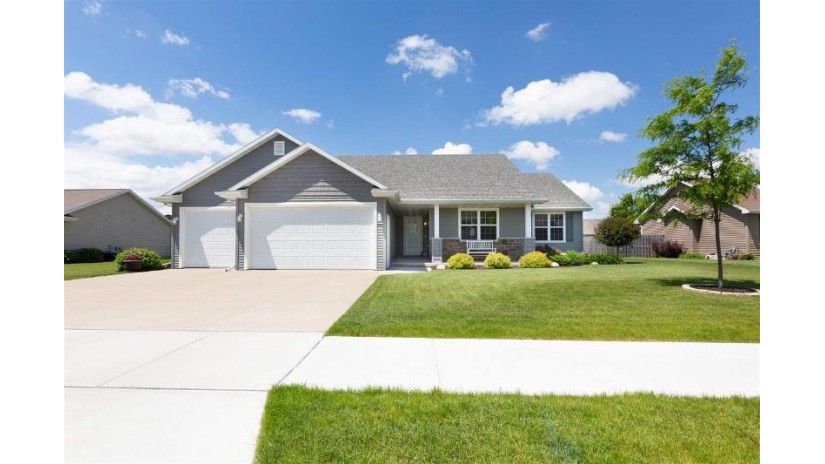 1595 Lone Oak Drive Neenah, WI 54956 by Coldwell Banker Real Estate Group $279,900