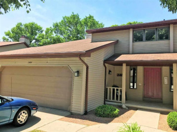 2404 Cedar Ridge Court A, Ashwaubenon, WI 54313