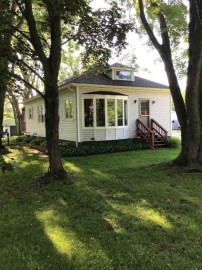 1335 Krause Road, Little Suamico, WI 54171-9719