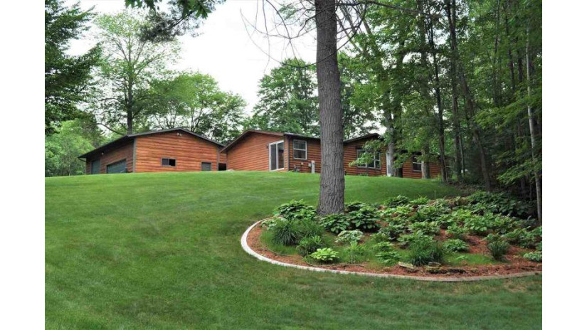 5893 S Wedgewood Drive Little Suamico, WI 54141 by Coldwell Banker Real Estate Group $234,800