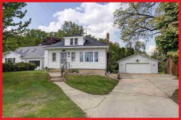 W7920 County Road B, Lake Mills, WI 53551-9753