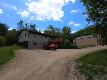 N5462 Dunning Rd, Pacific, WI 53954