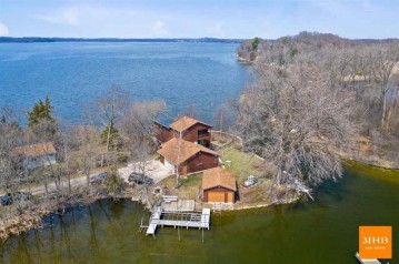 2951 Camp Leonard Rd, Dunn, WI 53558