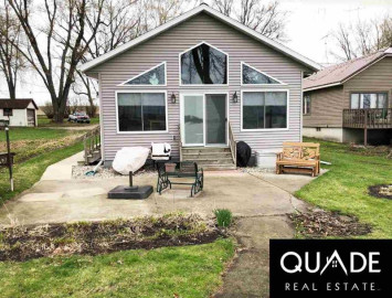 W10395 Blackhawk Tr, Fox Lake, WI 53933