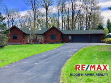 14792 Eagle Ridge Rd, Ferryville, WI 54628