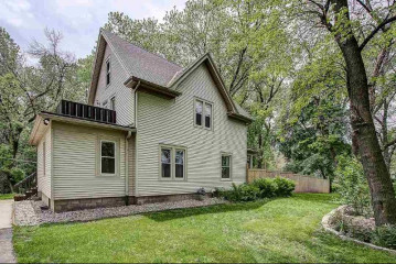 308 Jefferson St, Cambridge, WI 53523