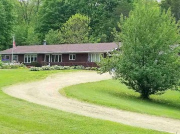 999 E Old Highway Rd, Browntown, WI 53522