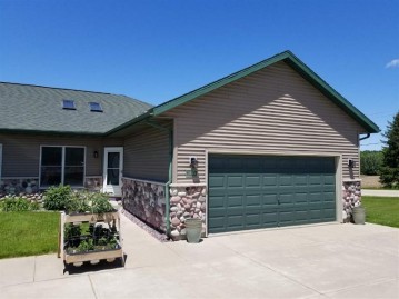 N6933 Hidden Valley Dr, Beaver Dam, WI 53916