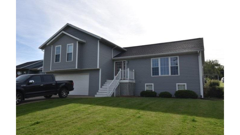 211 Kings Ct Dodgeville, WI 53533 by Potterton Rule Real Estate Llc $239,900