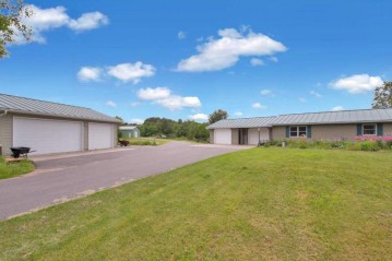 3614 State Highway 49, Rosholt, WI 54473