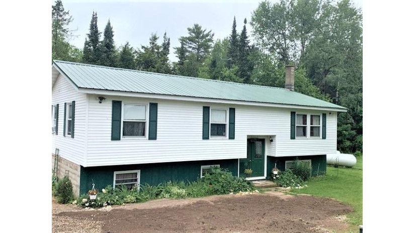 N10191 White Birch Road Birnamwood, WI 54414 by Re/Max Excel $145,000