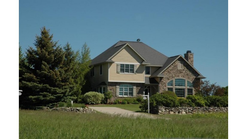 7428 Meadow Bluff Farm Rd Egg Harbor, WI 54209 by True North Real Estate Llc $799,000