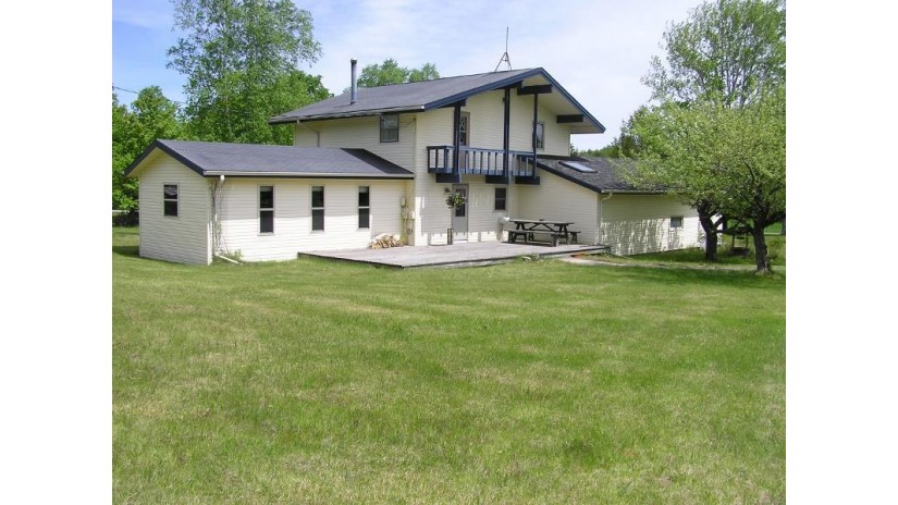 939 Lakeview Rd Washington Island, WI 54246 by Gordons North Star Realty, Llc $260,000