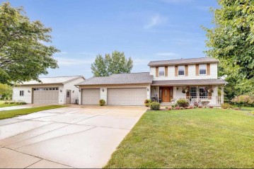 1202 Little Seidl Lake Dr, Kewaunee, WI 54216