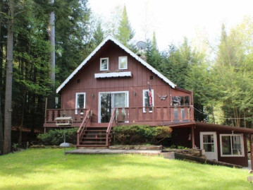 N10633 Isle Of Pines Dr W, Elcho, WI 54428