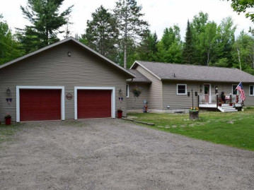 5184 River Rd, Pine Lake, WI 54501