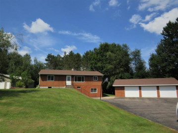 N11967 Hillview Rd, Hutchins, WI 54409