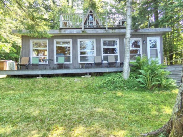 7721 Isle View Dr, Presque Isle, WI 54557