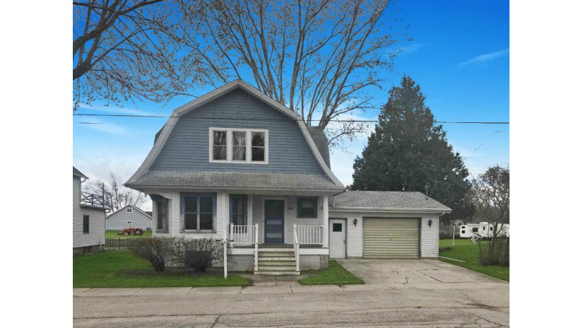 110 E Barrett St Saint Cloud, WI 53079 by Pleasant View Realty, LLC $44,900