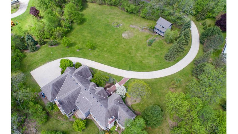 1270 Saint Augustine Rd Richfield, WI 53033 by First Weber Inc - Menomonee Falls $724,900