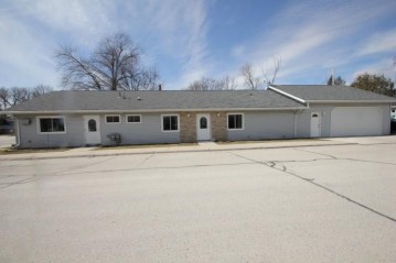 2230 Wisconsin Ave, New Holstein, WI 53061-1249