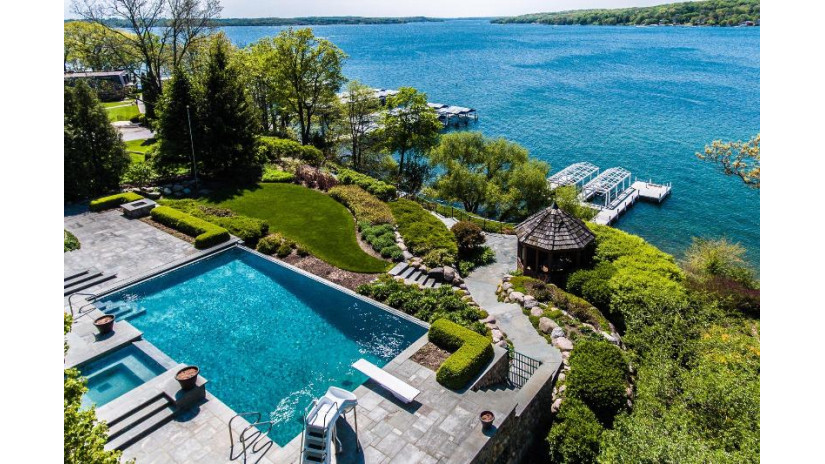 1002 S Knoll Ln Lake Geneva, WI 53147 by Lake Geneva Area Realty, Inc. $4,250,000