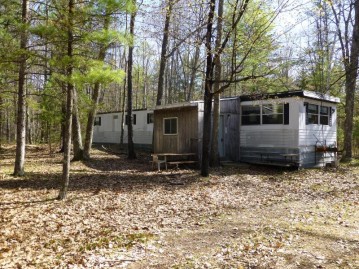 W6582 Feller Rd, Wausaukee, WI 54177