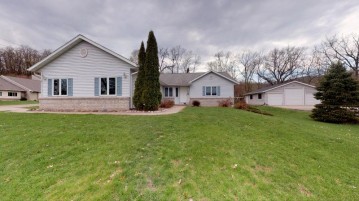 24624 9th St, Trempealeau, WI 54661-9100