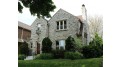 3257 S Taylor Ave Milwaukee, WI 53207 by Resolute Real Estate LLC $295,000