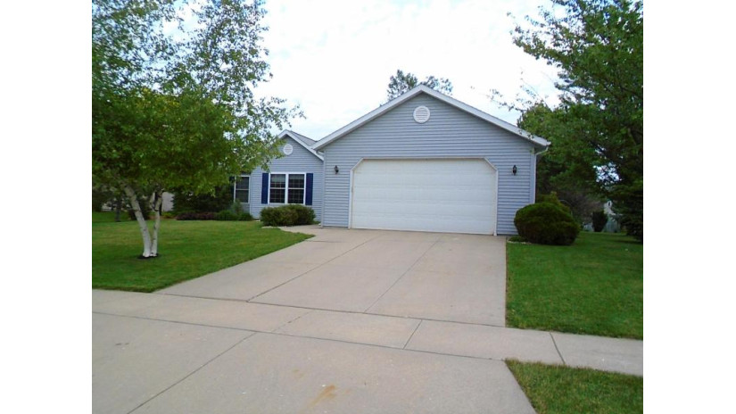 612 Arrowhead Dr Twin Lakes, WI 53181 by RealtyPro Professional Real Estate Group $279,700