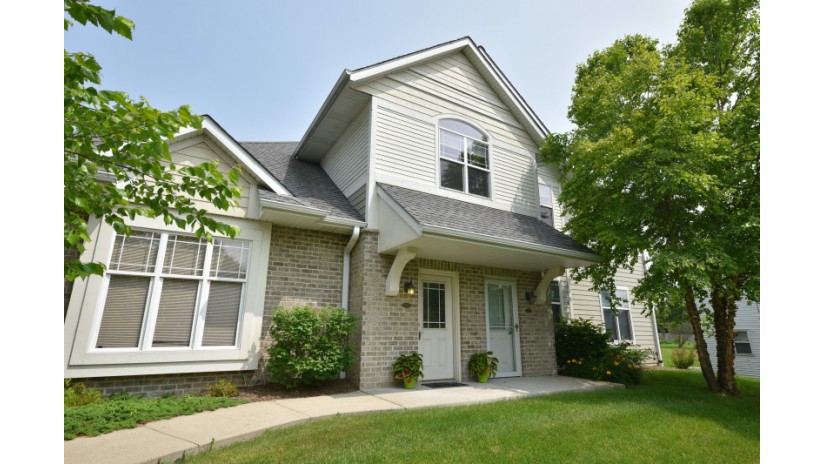 9157 W Cold Spring Rd Greenfield, WI 53228-2861 by Shorewest Realtors $239,900