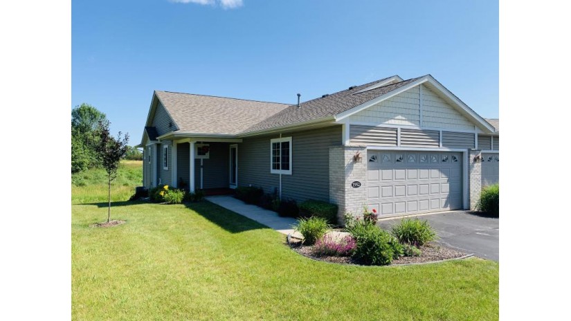 1952 Ravenswood Ln Manitowoc, WI 54220 by Home Seekers Realty Group $244,900