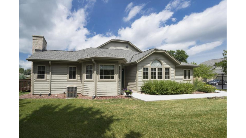 17875 W Wisconsin Ave D Brookfield, WI 53045 by First Weber Inc - Brookfield $349,900