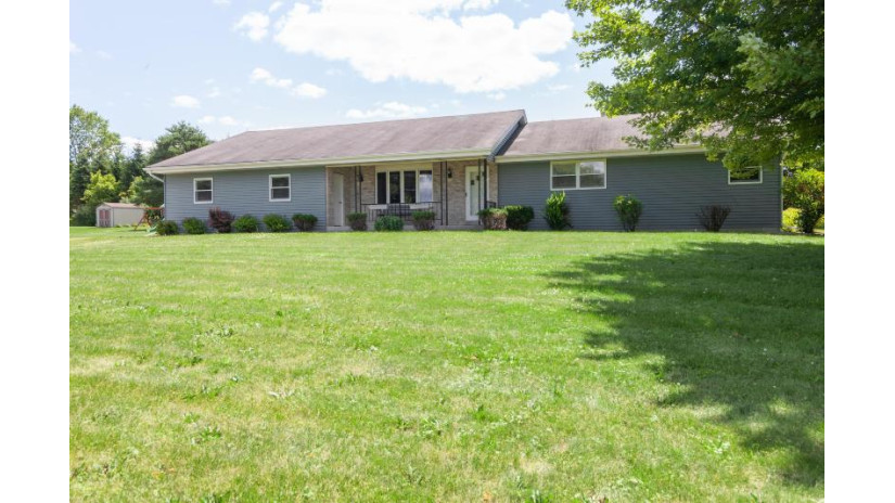 4238 W Hawthorne Dr Newburg, WI 53090 by Coldwell Banker Realty $270,000