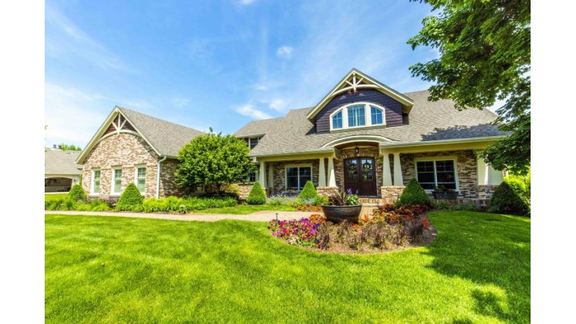 W285N3434 Conservancy Dr Delafield, WI 53072 by First Weber Inc - Brookfield $1,250,000