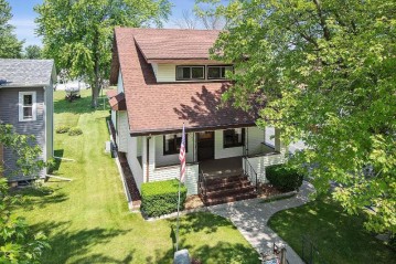 109 Clark St, Saint Cloud, WI 53079-1462