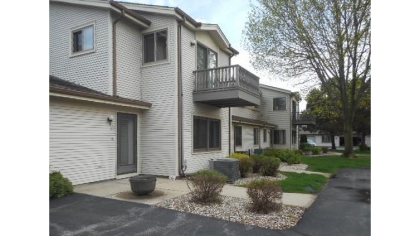 920 Prairie Dr 20 Mount Pleasant, WI 53406 by Keefe Real Estate, Inc. $127,000