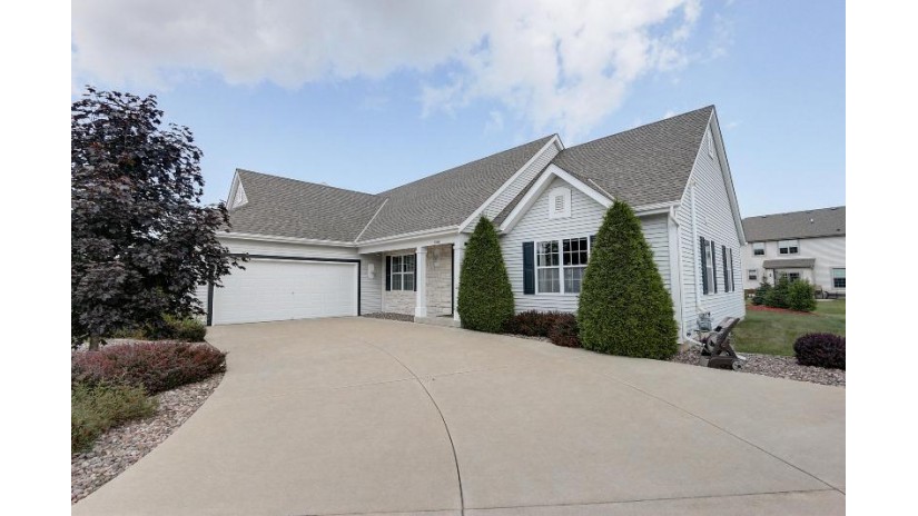 5334 W Highlands Ct Franklin, WI 53132 by Redfin Corporation $348,900