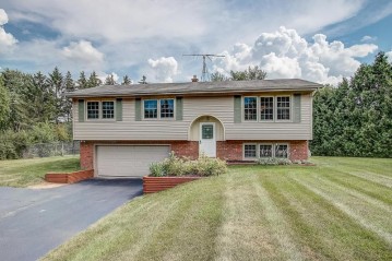 S15W37278 Willow Springs Dr, Ottawa, WI 53118-9336