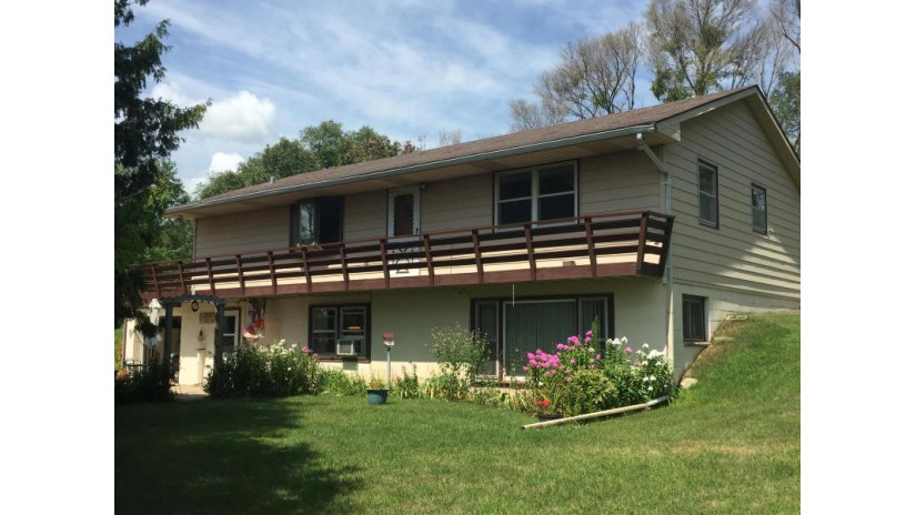 N1579 Zion Rd Palmyra, WI 53156 by Fort Real Estate Company, LLC $370,000