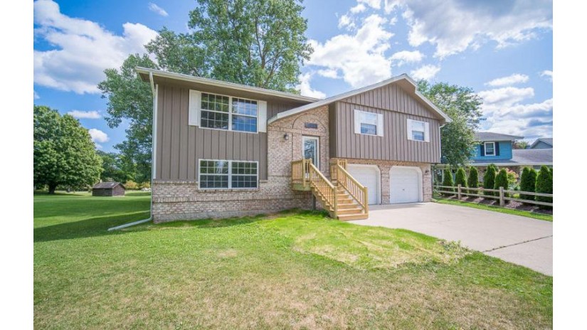 1139 N Glenwood Cir West Bend, WI 53090 by Boss Realty, LLC $299,900