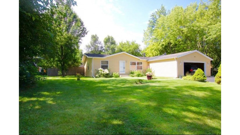 N1263 Pine Rd Bloomfield, WI 53128 by Coldwell Banker Real Estate Group $195,000