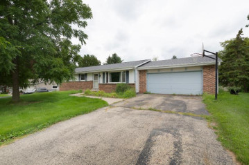 113 Washington Ave, Iron Ridge, WI 53035