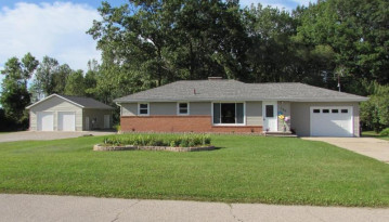 126 Maple Ln, Coleman, WI 54112-9501