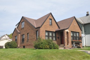 518 Michigan Ave, South Milwaukee, WI 53172-2723