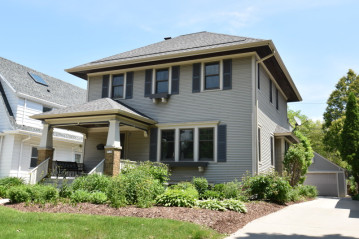 3526 N Downer Ave, Shorewood, WI 53211-2603