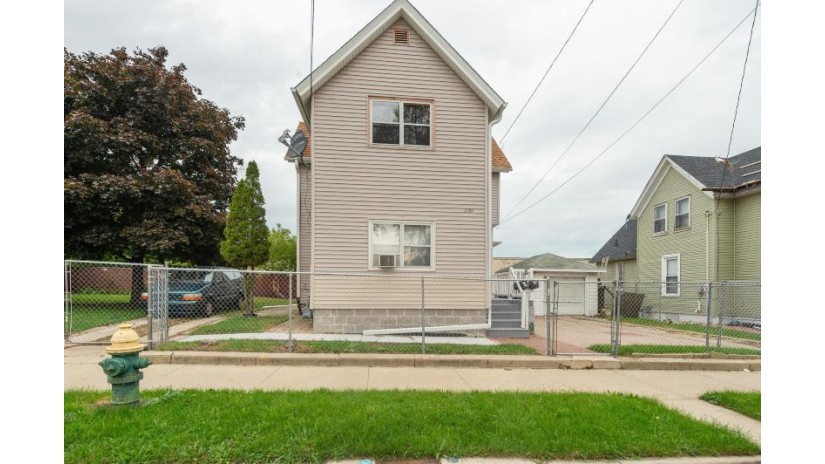 1130 St Patrick St Racine, WI 53404 by Coldwell Banker Realty -Racine/Kenosha Office $95,000