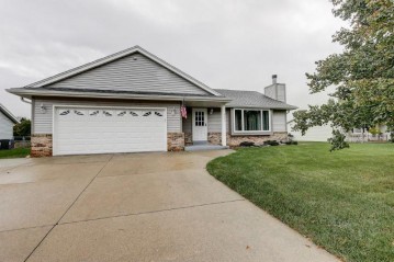 2935 Wild Rose Way, Caledonia, WI 53402-1324